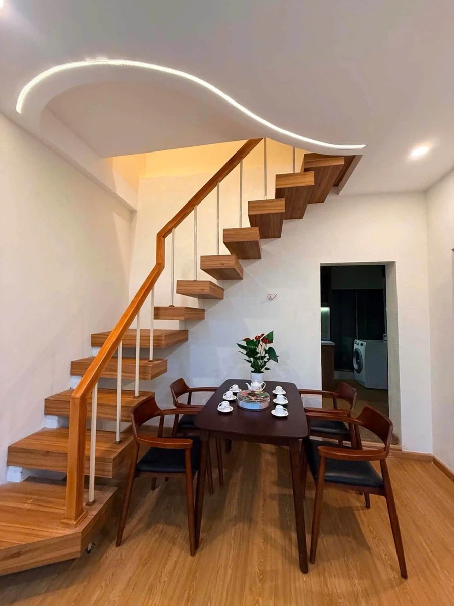 Bán nhà phố Phạm Phú Thứ 50m² 3 PN Quận 1 giá 5 tỷ - Ảnh thu nhỏ 4