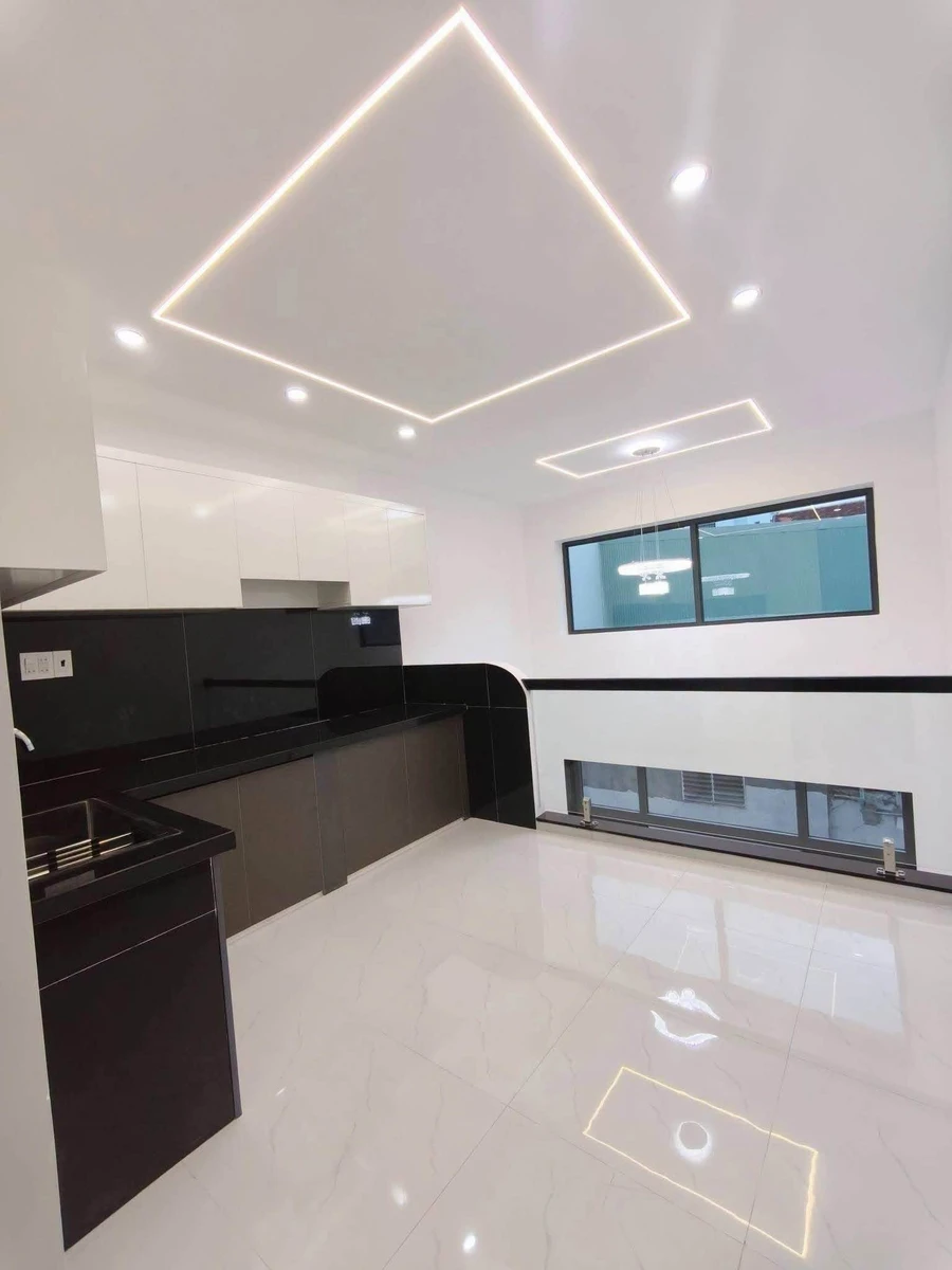Bán nhà 3,5 tầng 105m² Hoàng Văn Thụ Quy Nhơn - Ảnh thu nhỏ 4