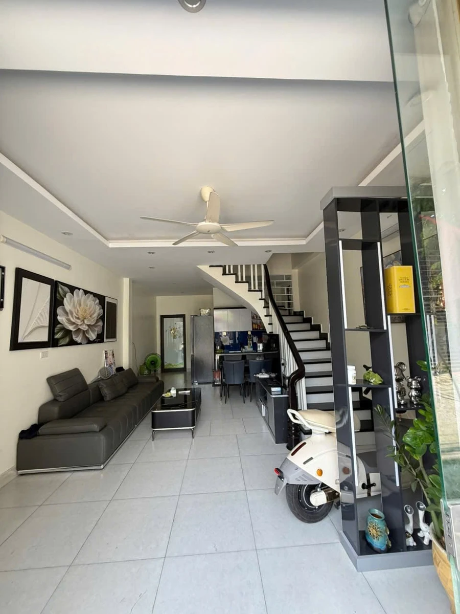 Bán nhà 2 tầng 56.3m² đường Thanh Niên, Cẩm Phả - Ảnh thu nhỏ 2