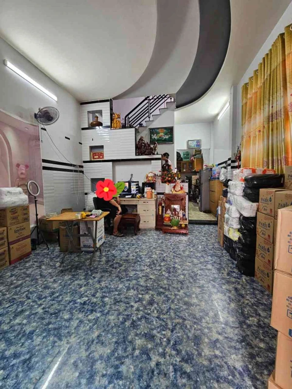 Nổi bật căn 2 phòng ngủ, diện tích 58.89m2, mã 01 tầng 7, giá chỉ 4tỷ2 tatami