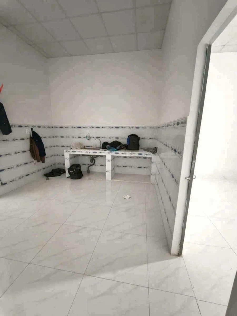 Bán nhà 90m² 2PN sát chợ Cổng 10 Long Bình Thủ Đức - Ảnh thu nhỏ 3
