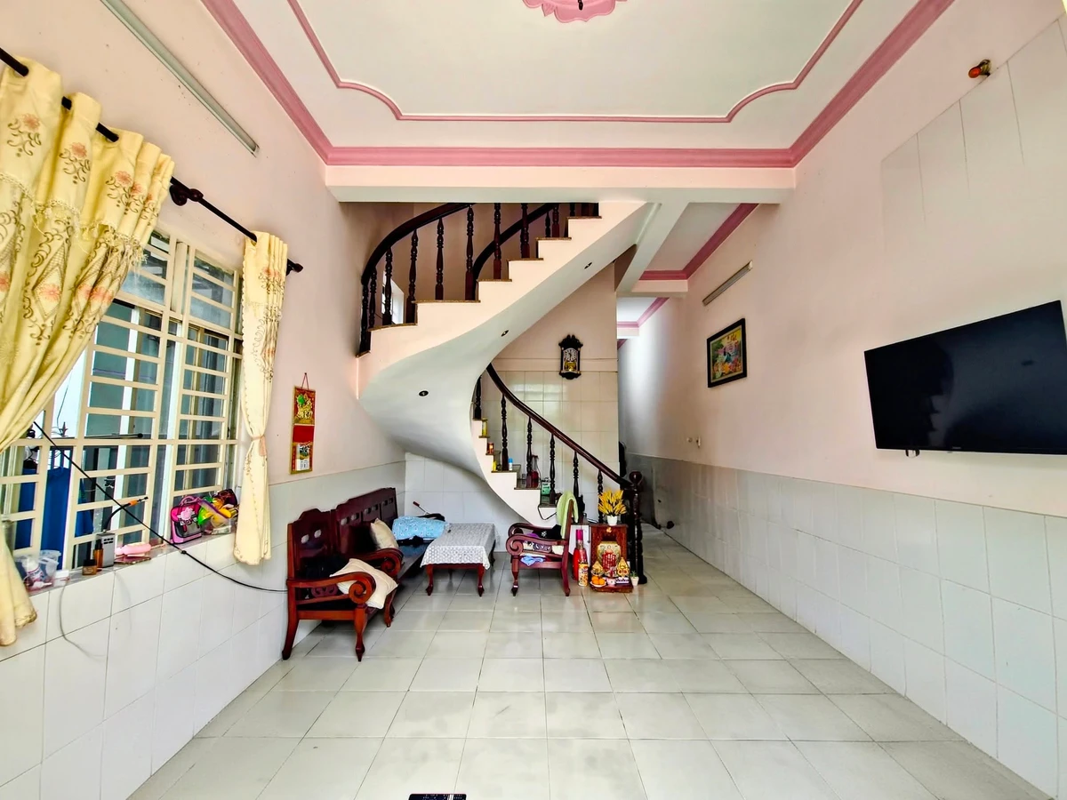Bán nhà 124m² 4 phòng ngủ mặt tiền Trấn Biên, Thủ Đức 3.39 tỷ - Ảnh thu nhỏ 3