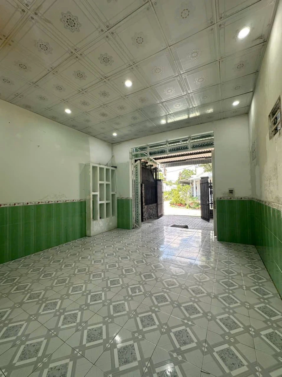 Bán nhà trệt gác lửng 2PN Tân An, Thủ Dầu Một 94m2, 1 tỷ 860 triệu - Ảnh thu nhỏ 2