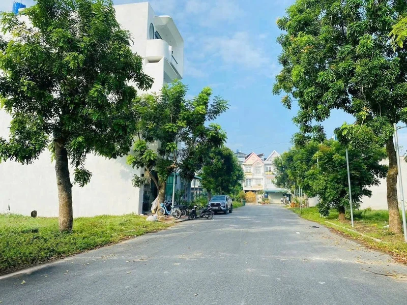 Bán đất nền 100m² Đường Số 15, KDC 135 Bến Lức 2,6 tỷ