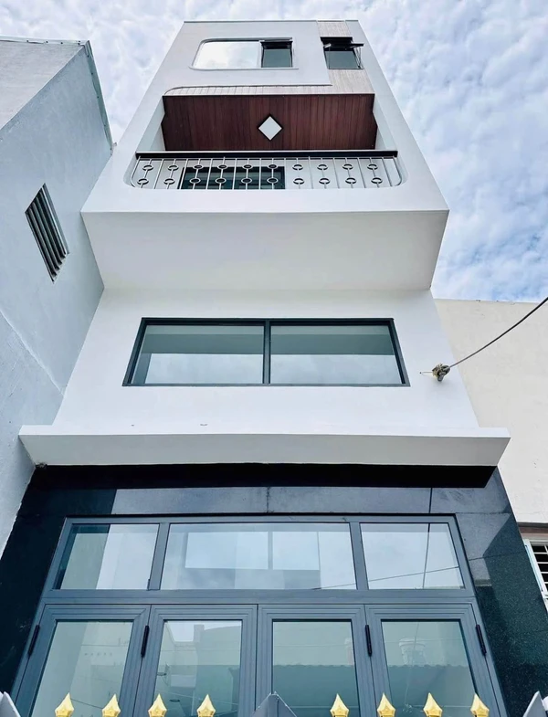 Bán nhà mặt tiền Hoàng Văn Thụ Quy Nhơn 32m2 2PN