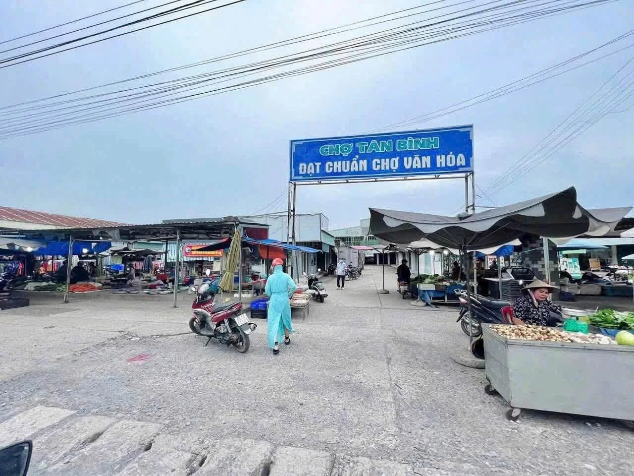 Bán nhà lầu 768m² hoàn thiện gần chợ Tân Bình, 730 triệu - Ảnh 1