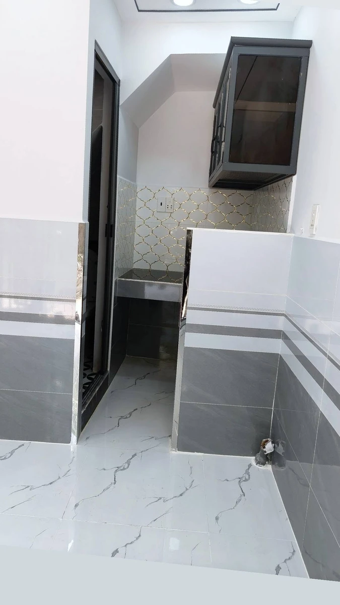 Bán nhà hẻm 994 Huỳnh Tấn Phát, Phường Bình Thuận, Quận 7, 15m2, 1 trệt 1 lầu, giá 890 triệu - Ảnh thu nhỏ 3