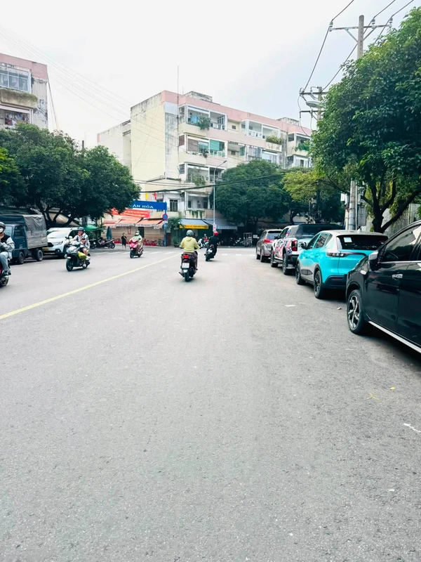 Bán nhà 2 tầng 72m2, 3PN, khu Entiz, Thủ Đức cotlu