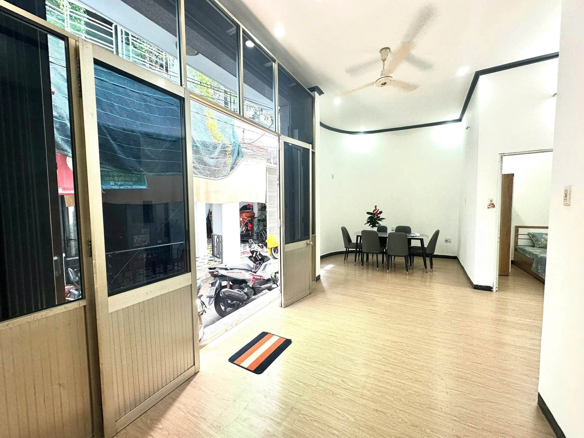 Bán nhà hẻm Nha Trang, 77m², 2 phòng, 2 tỷ 950 triệu - Ảnh 1