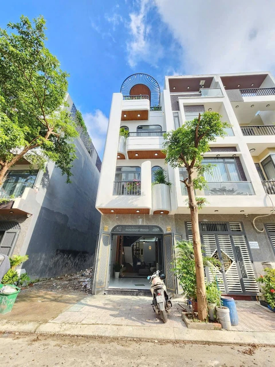 Bán nhà 4 phòng ngủ 60m2 Thuận Giao, Thuận An - 5.4 tỷ - Ảnh thu nhỏ 2