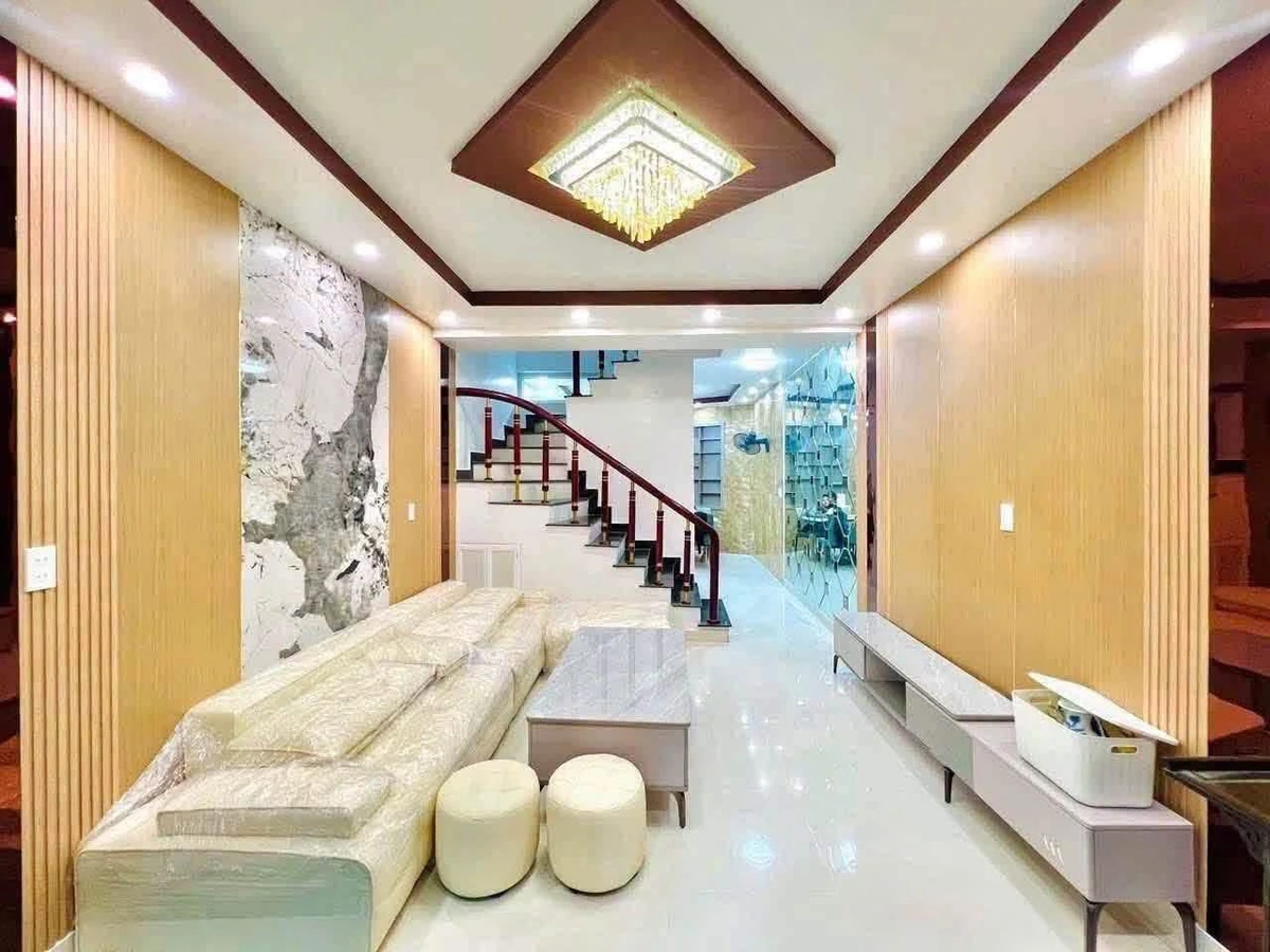 Bán nhà 4 tầng 43m² Lương Khánh Thiện gần Ga - Ảnh 1
