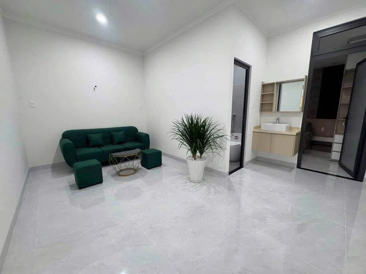 Bán nhà mê hẻm Nguyễn Trường Tộ 105m², 3PN, 2.95 tỷ - Ảnh thu nhỏ 4