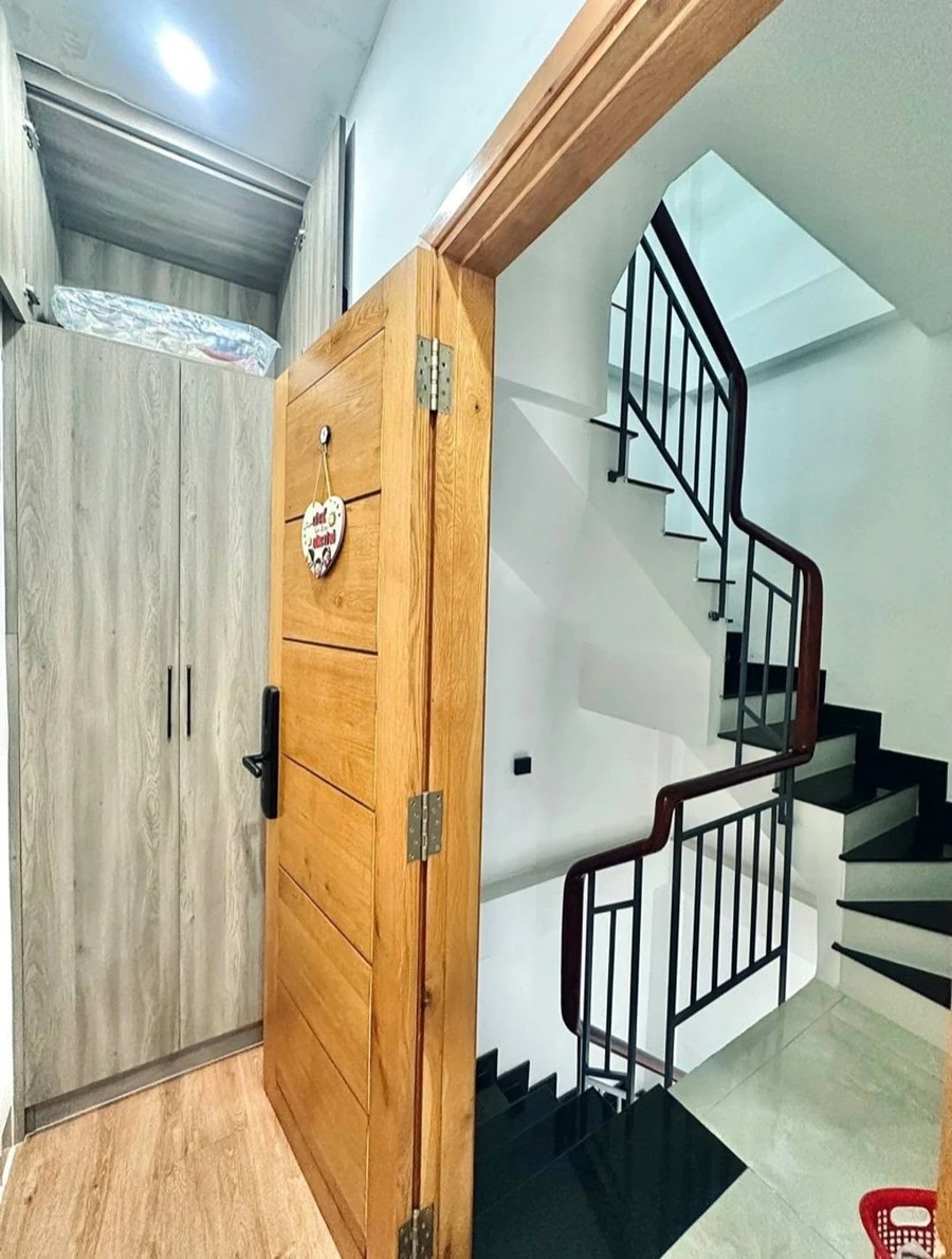 Bán nhà 5 tầng 40m² 3PN 4WC Lê Thị Quận 7 - Ảnh thu nhỏ 4