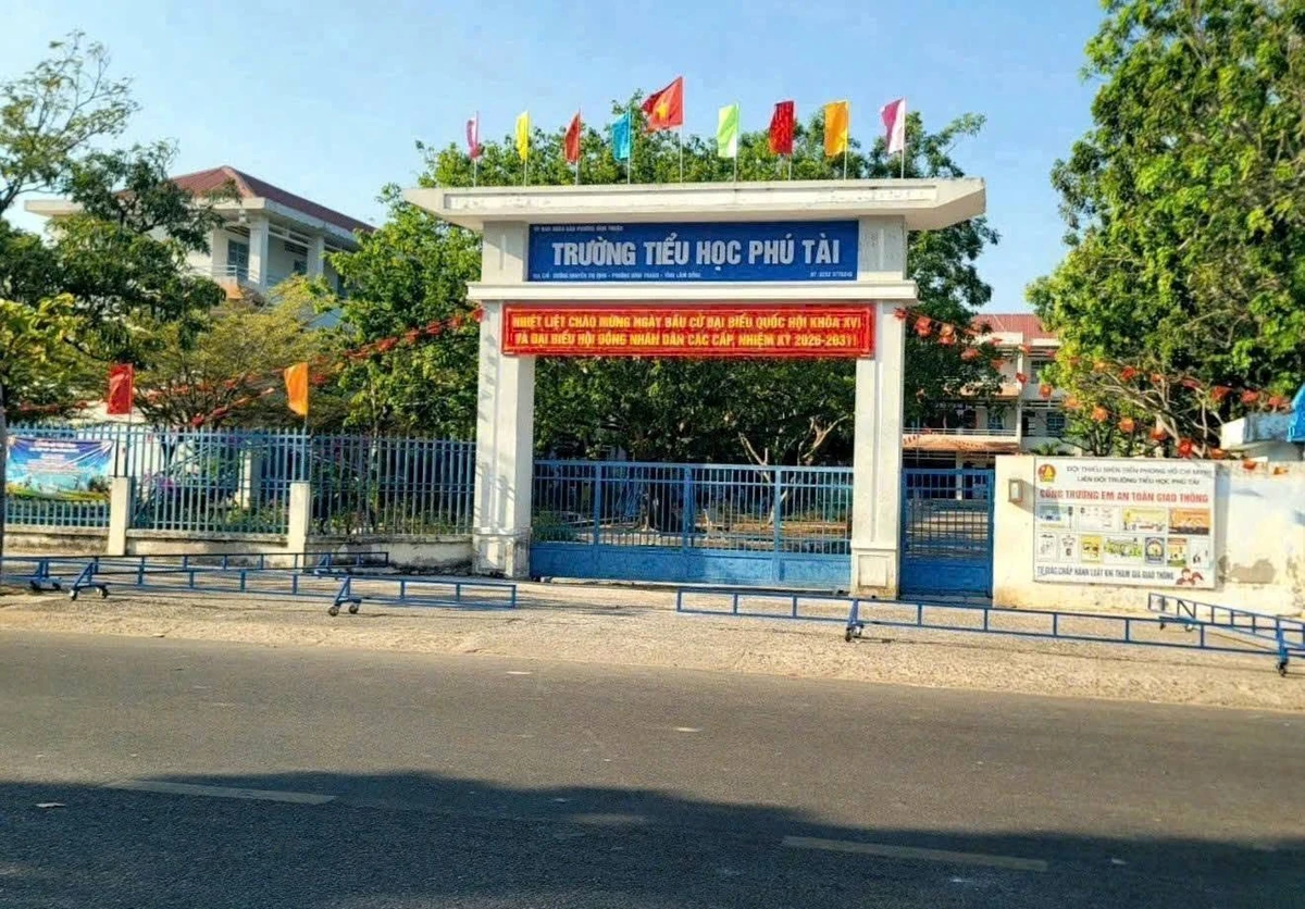 Bán lô đất góc 2 mặt tiền 150m2 Phan Thiết 3.6 tỷ - Ảnh 1