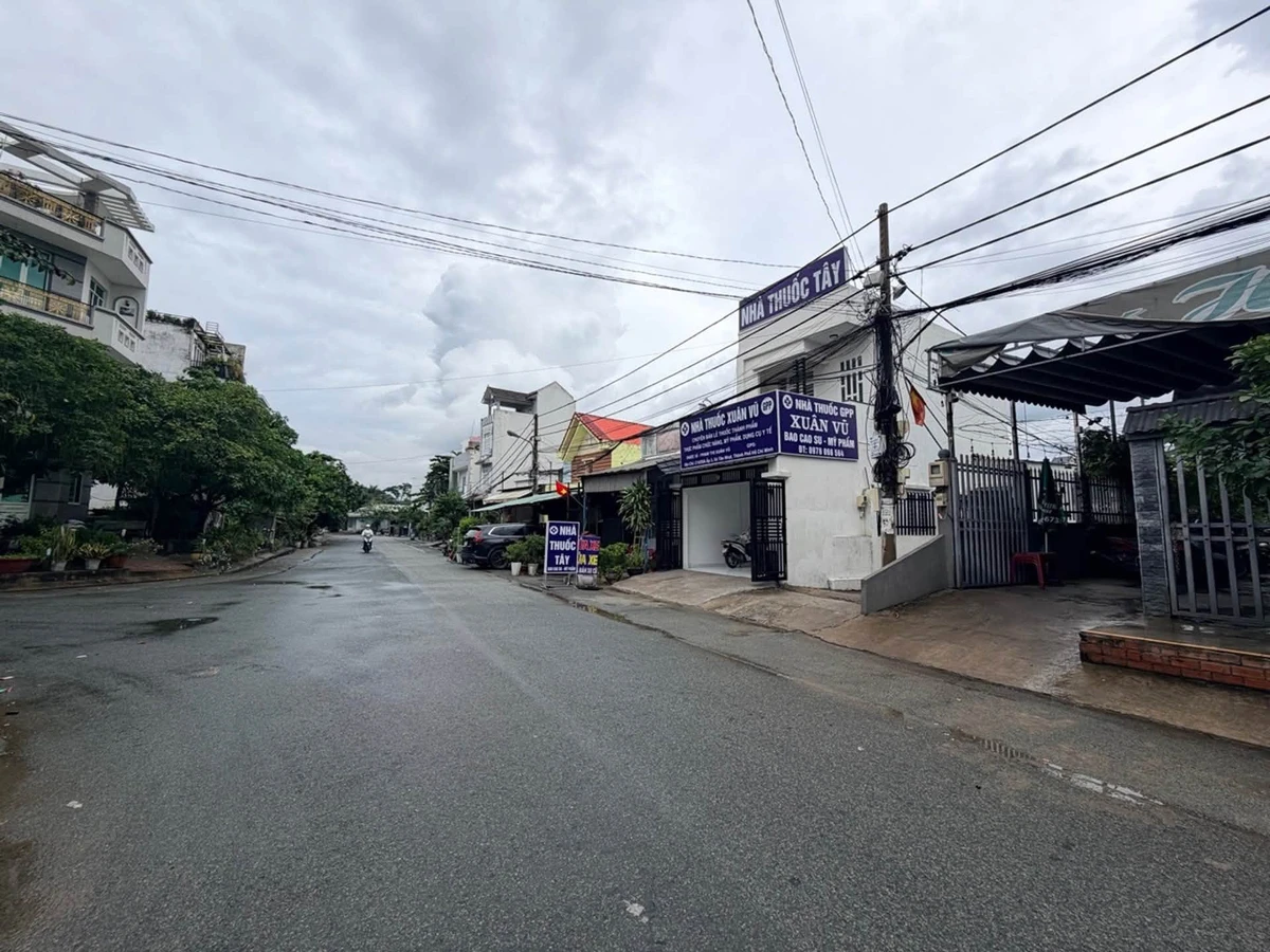 Bán nhà phố 116m² khu dân cư 584 Huỳnh Bá Chánh 4.2 tỷ - Ảnh thu nhỏ 3