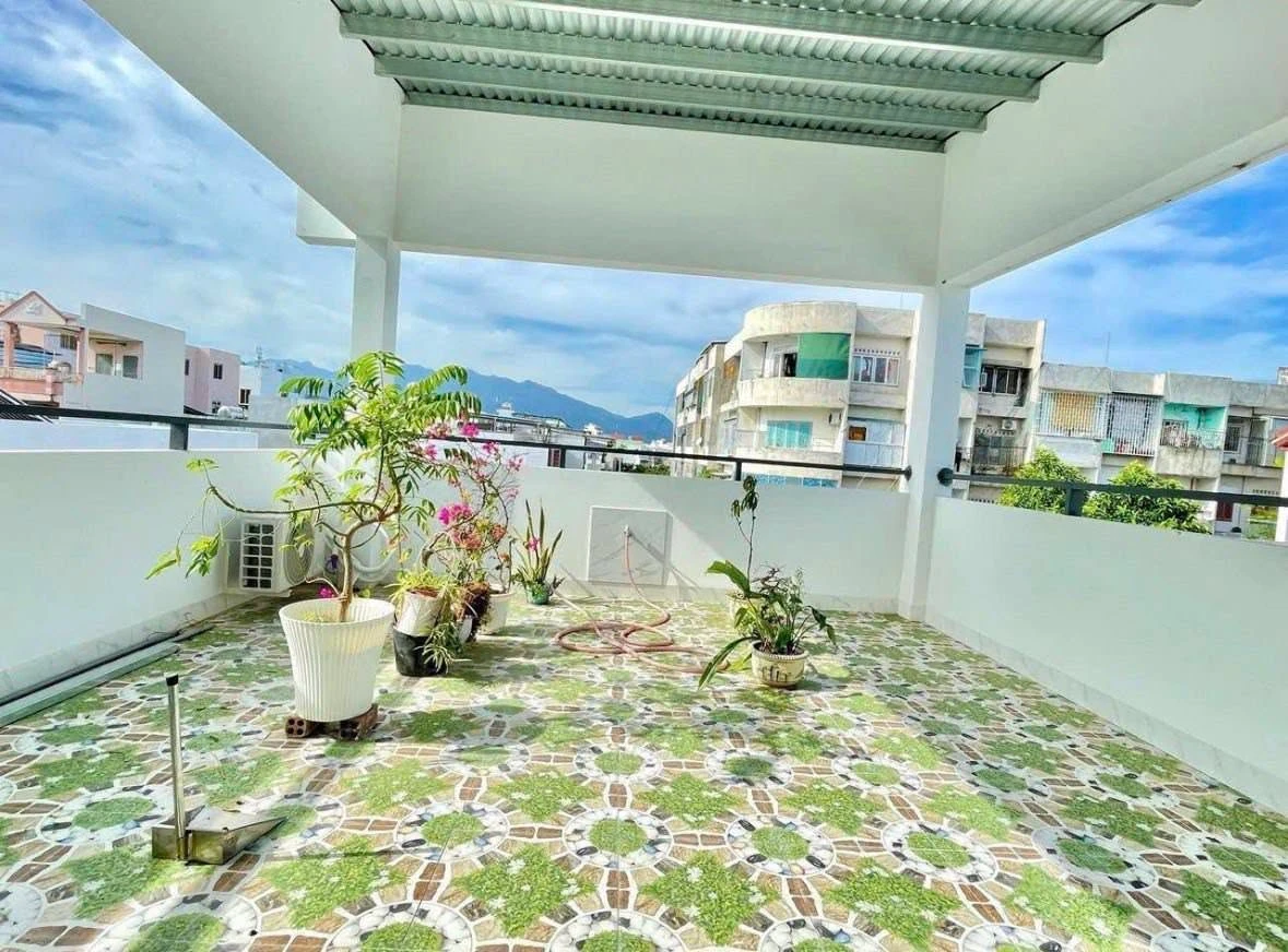 Bán nhà 3 tầng 88.8m2 Nguyễn Hữu Huân Nha Trang 7.9 tỷ - Ảnh 1