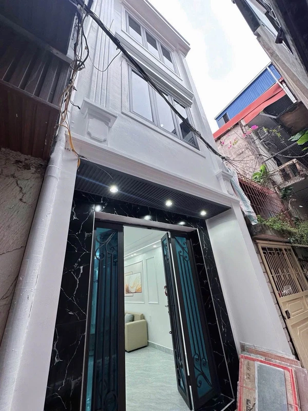 Bán nhà ngõ 67 Hoàng Quý, Lê Chân, Hải Phòng 40m² 3 tầng 3 phòng ngủ giá 2,95 tỷ