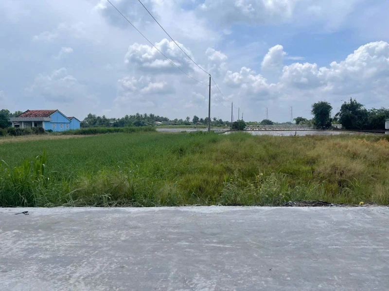 Bán đất thổ cư mặt tiền đường Huỳnh Ngọc Xinh, Tân Trụ, từ 480 triệu
