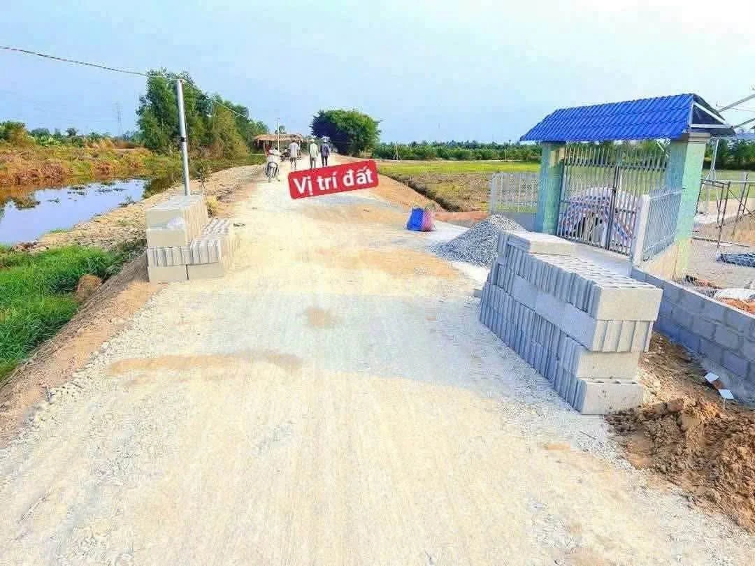 Bán đất vườn view kênh 500m2 Bến Lức Long An 575 triệu - Ảnh thu nhỏ 2