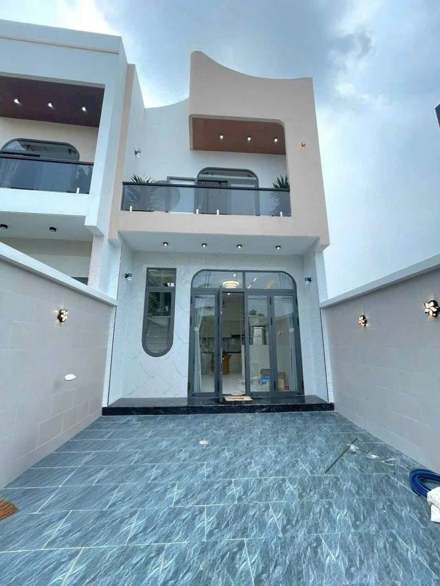 Bán nhà lầu mới 3PN 95m² tại Xã Long Điền 2 tỷ 250 triệu - Ảnh thu nhỏ 4