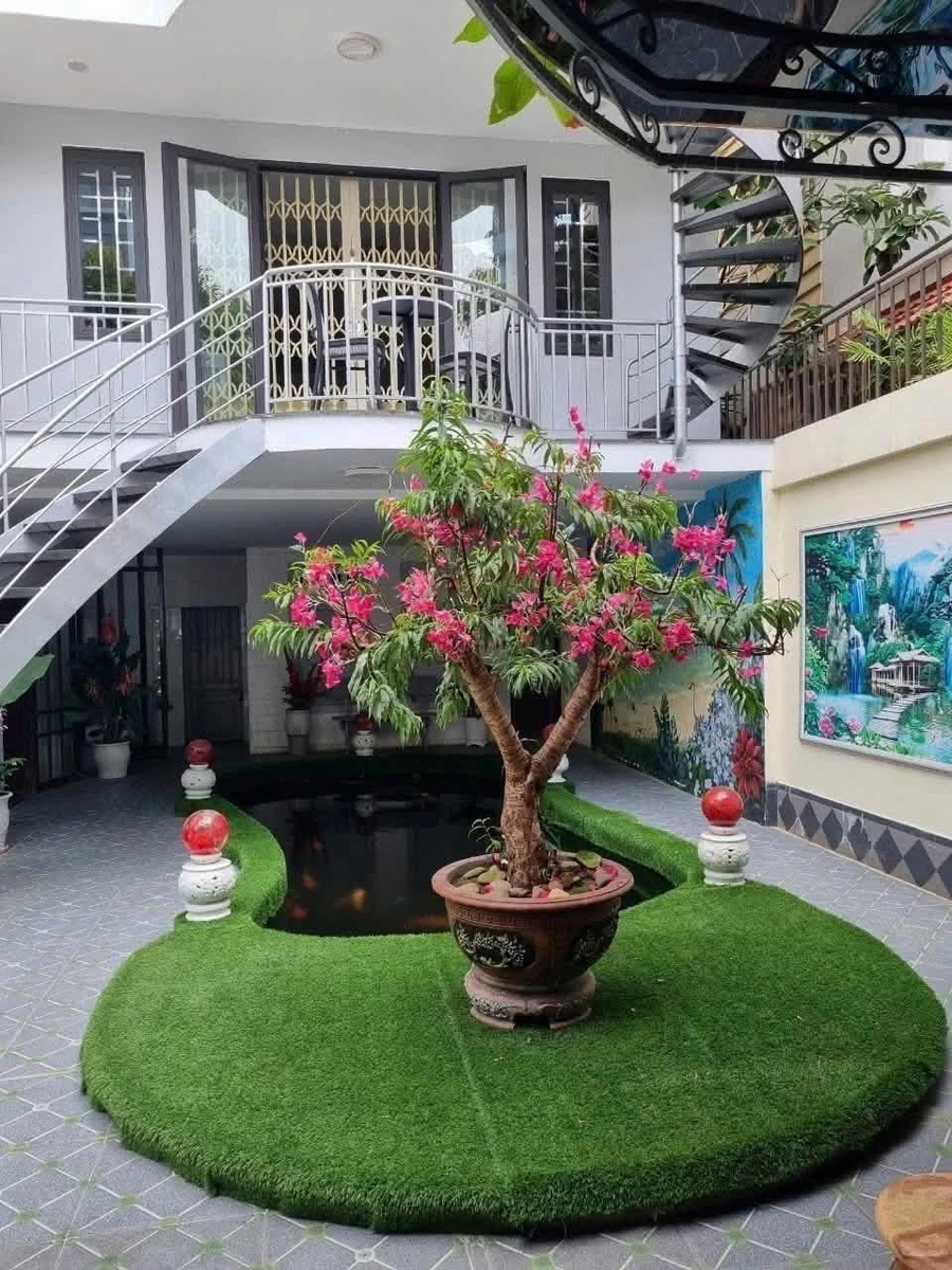 Biệt thự mặt tiền 648m² gần biển Mỹ Khê, Đà Nẵng - Ảnh 1