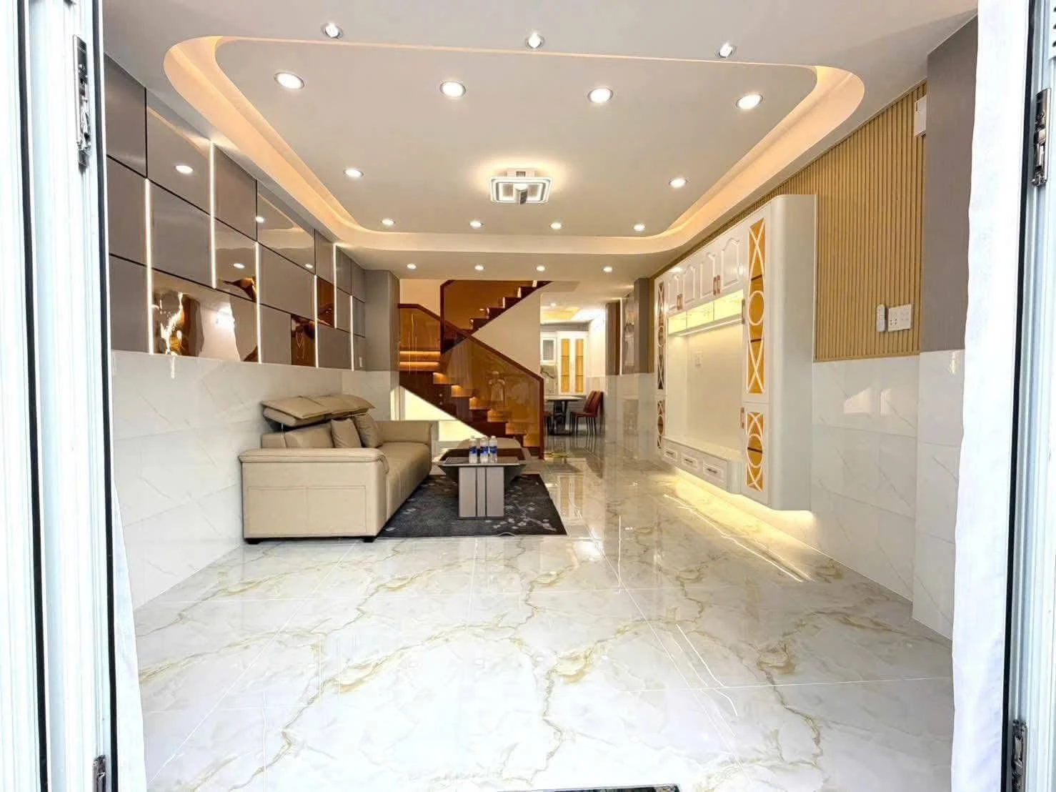 Bán nhà hẻm ôtô 60m², 3 tầng, 3PN, Huỳnh Tấn Phát, Nhà Bè - Ảnh 1