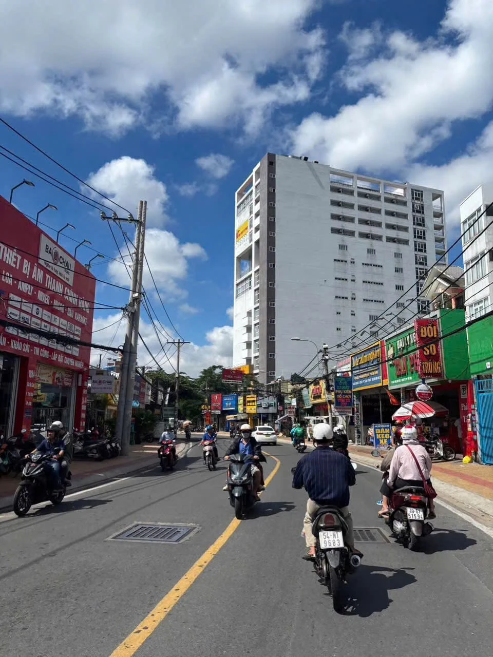 Bán nhà cũ 56m² Linh Tây, Phạm Văn Đồng, giá 4 tỷ - Ảnh 1