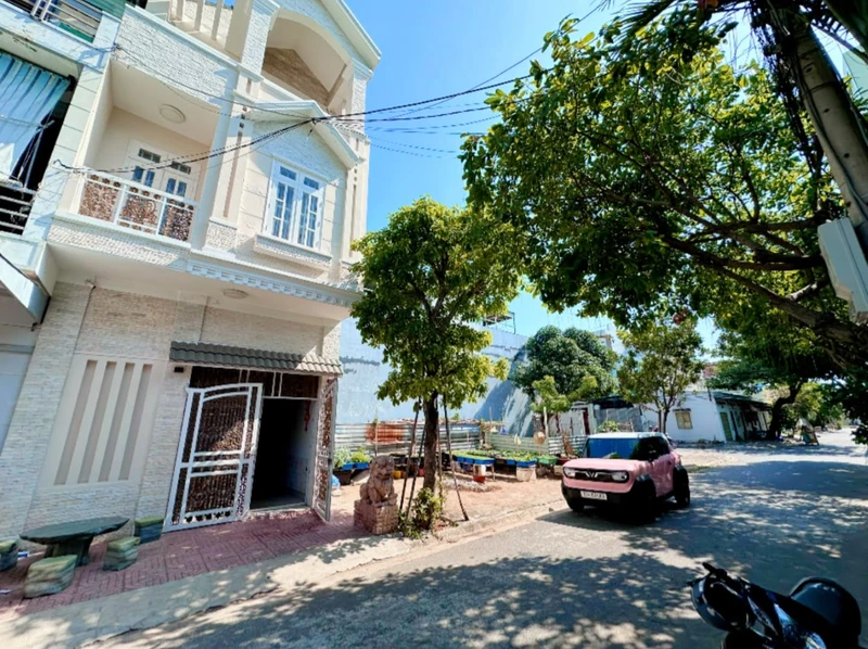 Bán nhà 3 lầu 3PN 97,5m² Phước Thắng Vũng Tàu 9.6 tỷ