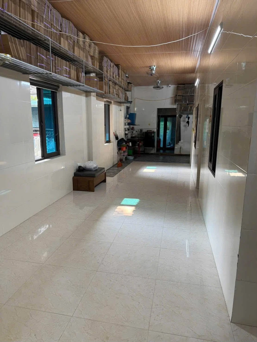Bán nhà 2 PN, 100m², mặt tiền 7m, Phường Trường Vinh - Ảnh thu nhỏ 4