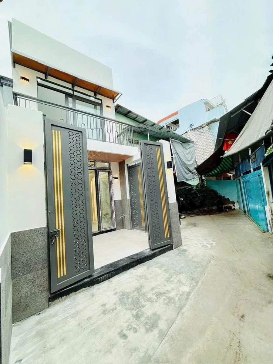 Bán nhà 2 mặt tiền Q.8, 73,8m², 3PN, 4 tỷ 980 triệu - Ảnh thu nhỏ 2