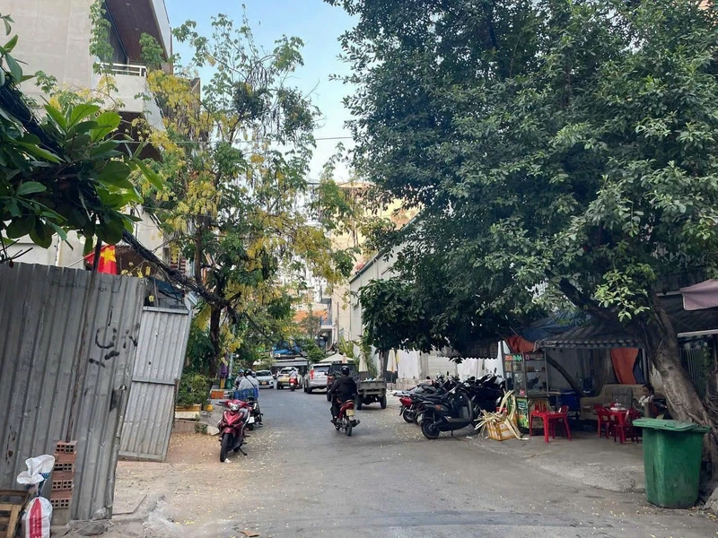 Bán nhà 6 tầng mới xây 11.5 tỷ, khu Phan Đăng Lưu, Bình Thạnh dat85m2
