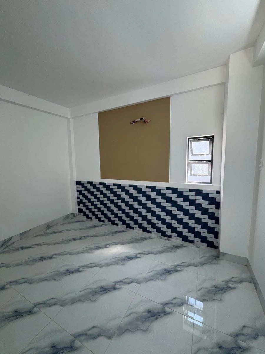 Bán nhà mặt tiền 2.5 tầng 40m² 3 phòng ngủ Quy Nhơn - Ảnh thu nhỏ 3