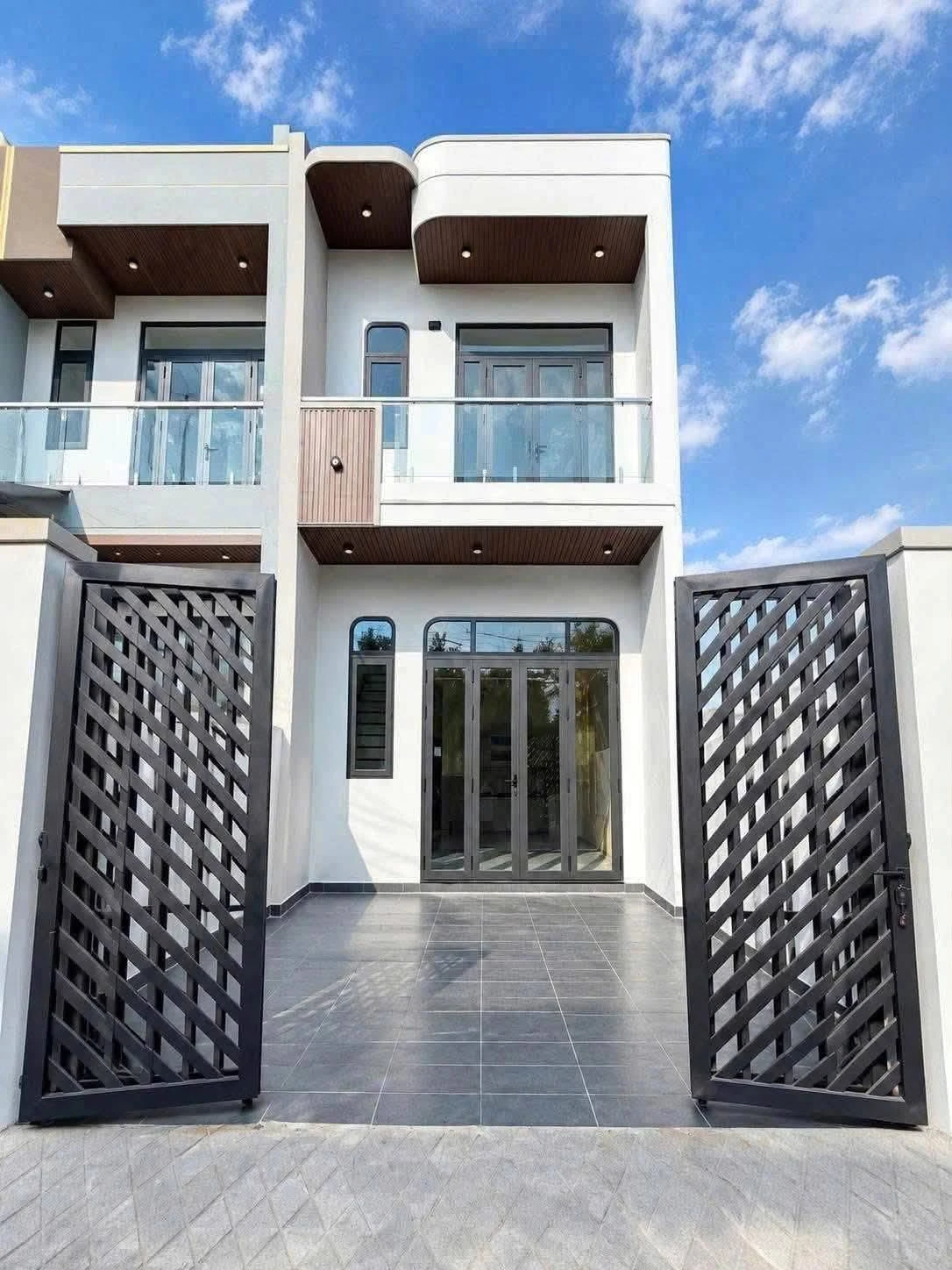 Bán nhà mới 150m² Tân Triều, trả trước 550 triệu - Ảnh 1