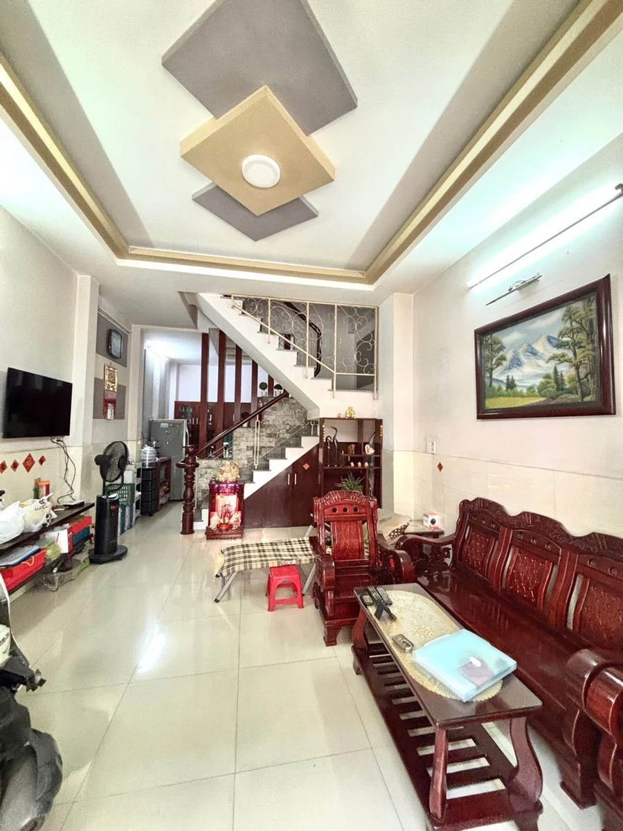 Bán nhà hẻm gần Lê Văn Quới 4x10m 3 tầng 4PN, giá 5,39 tỷ, Bình Tân - Ảnh thu nhỏ 2