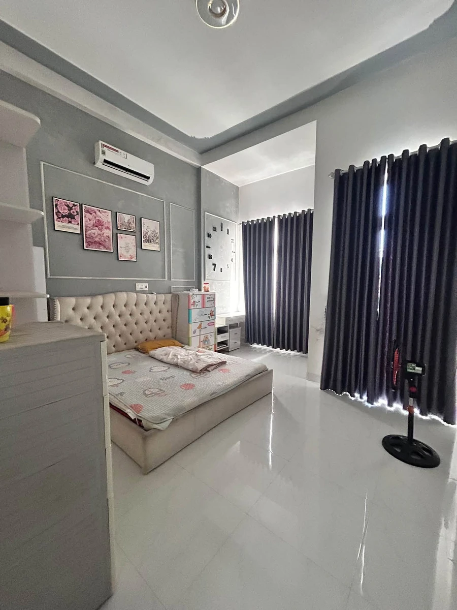 Bán nhà 2 mê 145m² mặt tiền Lê Trung Ngôn, Quận 7 - Ảnh thu nhỏ 5