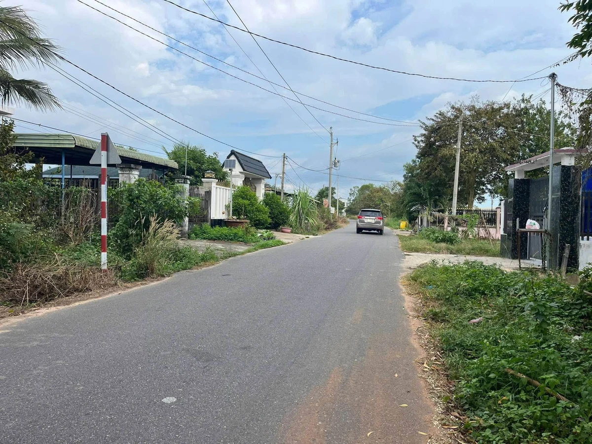 Bán đất 3.300m2 trung tâm phường Hắc Dịch, Phú Mỹ, giá 5 tỷ - Ảnh 1