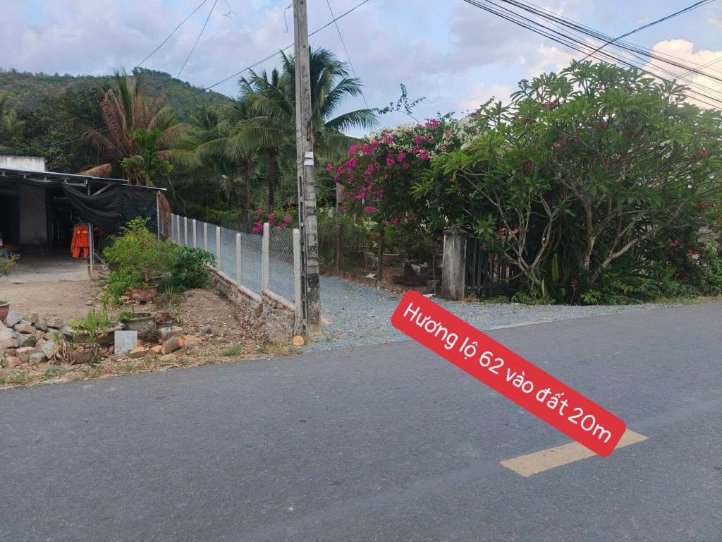 Bán đất Diên Tân Diên Khánh 120m² 440 triệu gần chợ