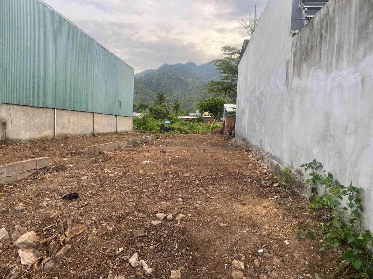 Bán đất Phước Đồng 145.7m2, giá 1 tỷ 550 triệu - Ảnh thu nhỏ 3