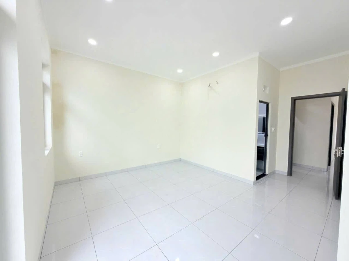 Bán nhà 1 trệt 1 lầu 81m² Bàu Trâm Long Khánh 2.15 tỷ - Ảnh thu nhỏ 5