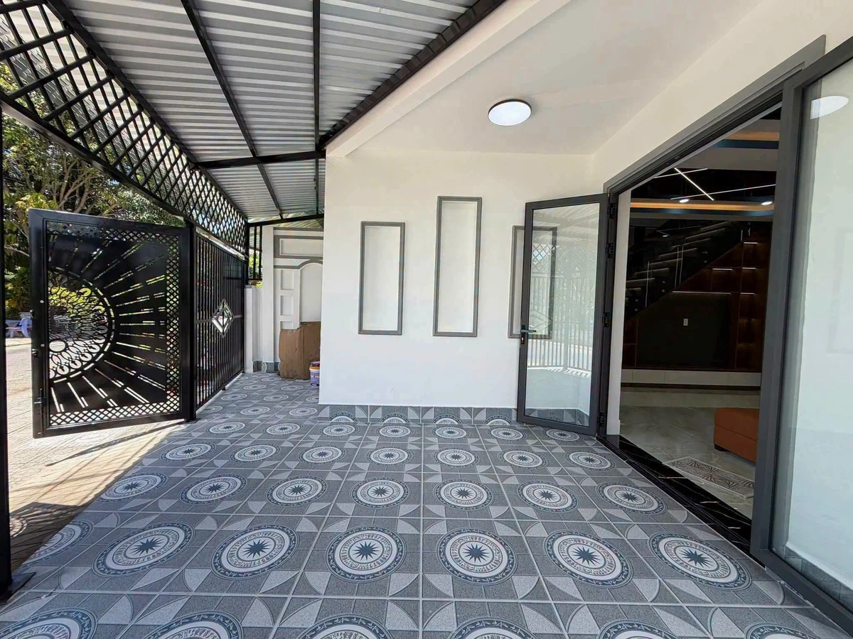 Bán nhà góc Phan Kế Bính - Lê Quang Định, Rạch Giá, 99m² - Ảnh thu nhỏ 2