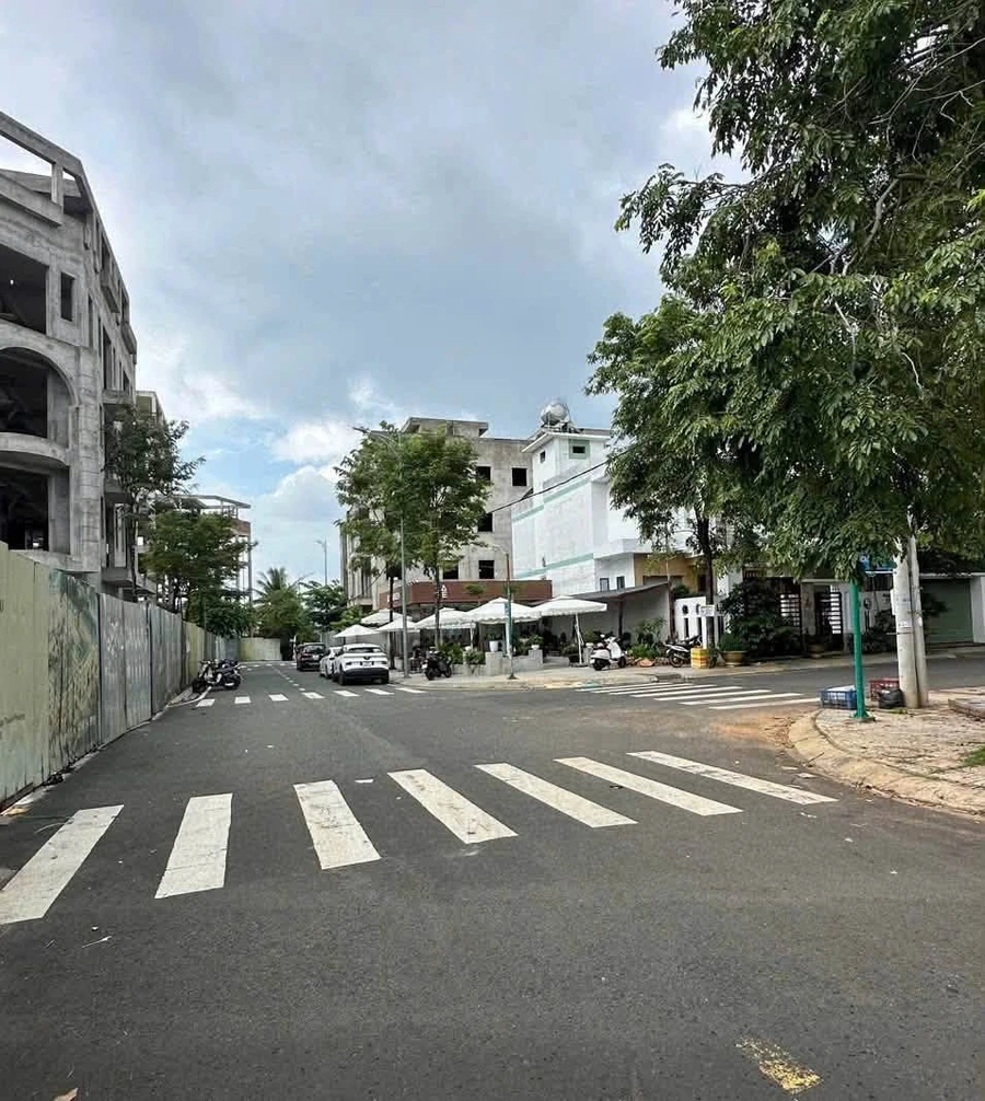 Bán lô góc đất Tân Phú Đồng Xoài 191m2, 5.5 tỷ - Ảnh thu nhỏ 3