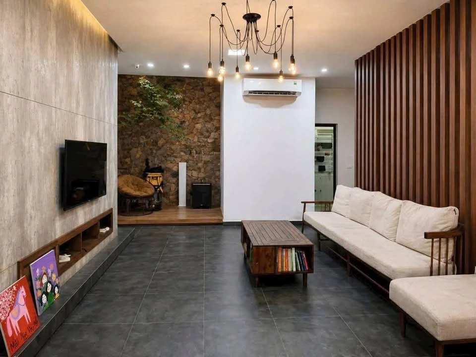 Bán nhà 3 tầng 135m² mặt tiền 7,5m Tân Phú 9 tỷ 9 - Ảnh 1