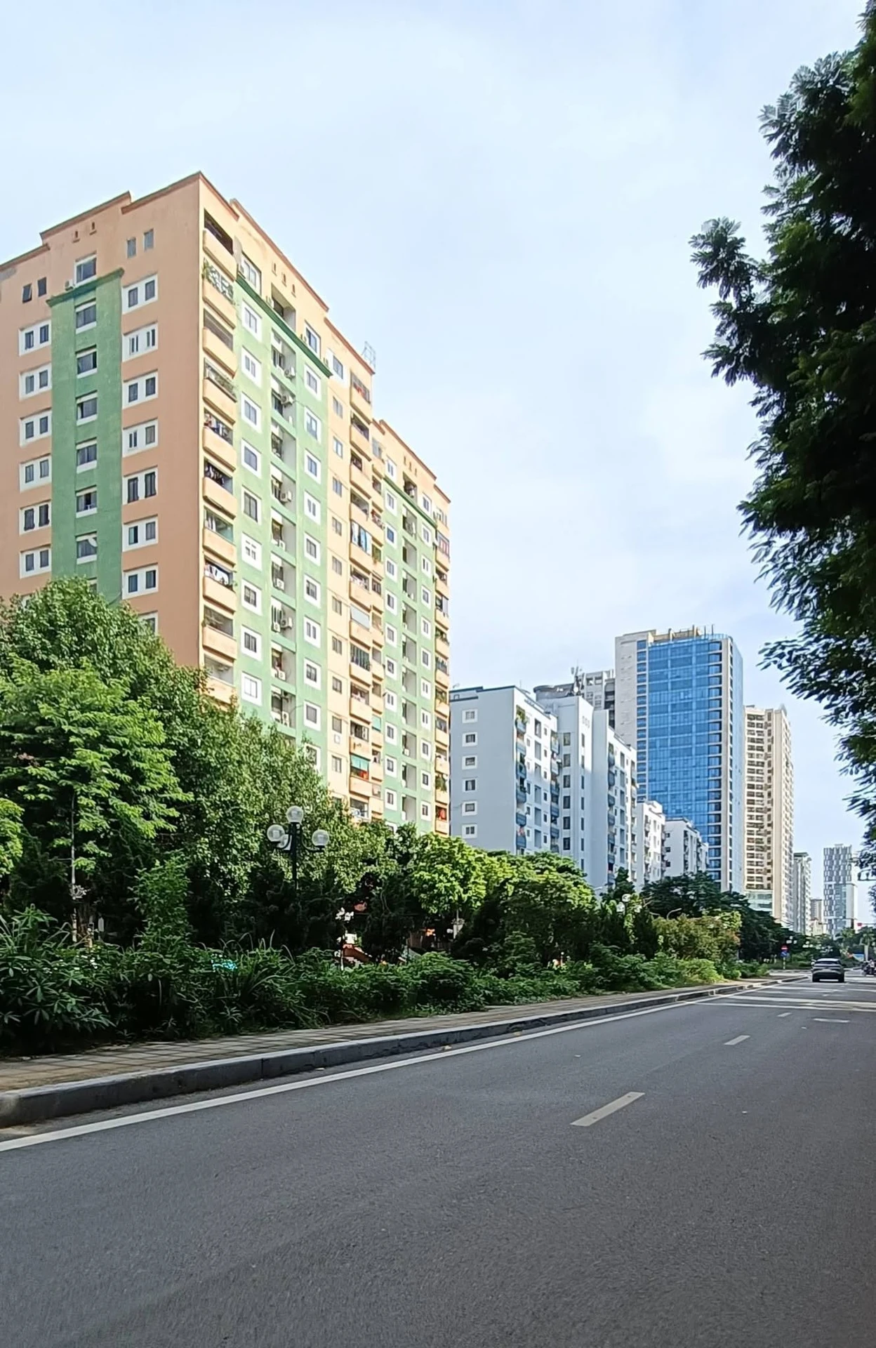Bán căn hộ 3 phòng ngủ 108.6m2 Nguyễn Cơ Thạch, Hà Nội - Ảnh 1