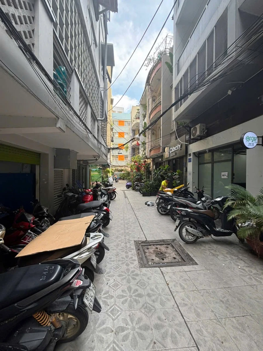 Bán nhà hẻm Phó Đức Chính Quận 1, 68,6m² dòng tiền 50 triệu/tháng - Ảnh thu nhỏ 2