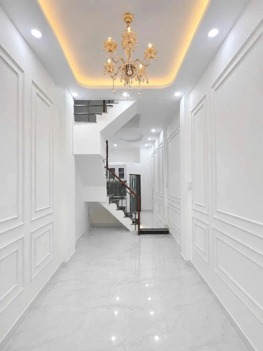 Bán nhà Quận 4 22,3m², 1 trệt 1 lầu sân thượng, 3PN 2WC, giá 3 tỷ 780 triệu - Ảnh thu nhỏ 2