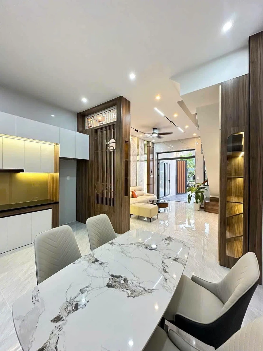 Nhà 2 lầu 1 trệt sổ riêng 81m² Tân Phong 4,19 tỷ - Ảnh thu nhỏ 3