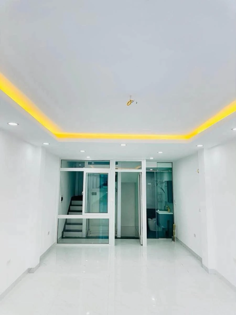 Bán nhà 5 tầng thang máy 45m² gần Big C Hà Đông, giá 11 tỷ - Ảnh thu nhỏ 2