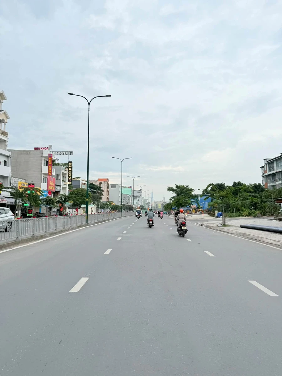 Bán đất mặt tiền Dương Quảng Hàm 4x23m, Phường An Nhơn (P.5 Gò Vấp), giá 19,9 tỷ - Ảnh thu nhỏ 2