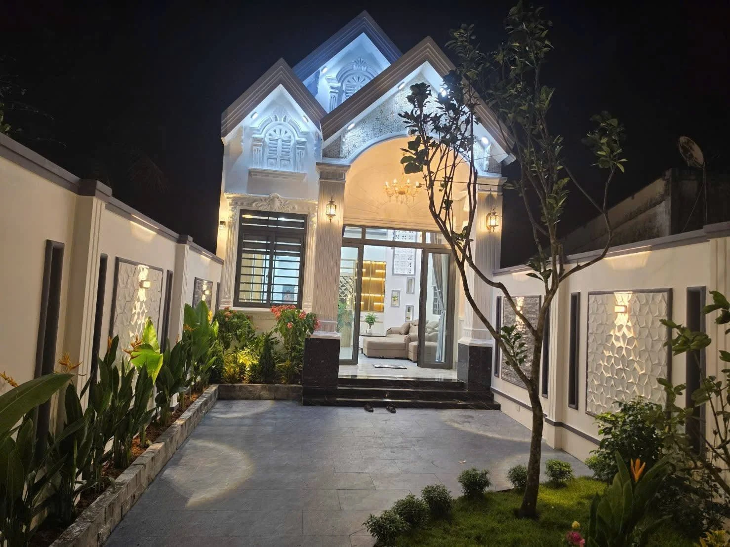 Nhà mặt tiền 286m2 HL173 giá 3,2 tỷ Quận 12 - Ảnh 1