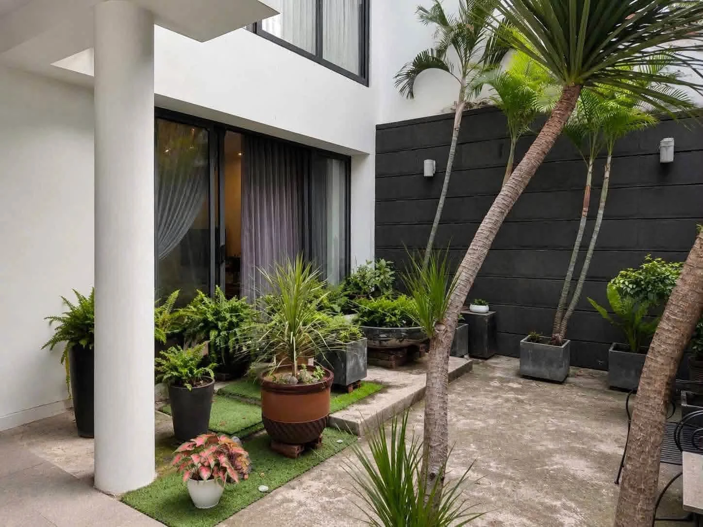 Nhà phố bán Hoàng Văn Thụ, 157m², 4 tầng, Phú Nhuận - Ảnh 1